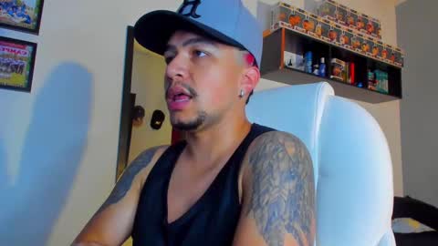 Snapshot of dylann_blaze_ chatting on 18, 9, 2025 online show from 18, 9, 2025