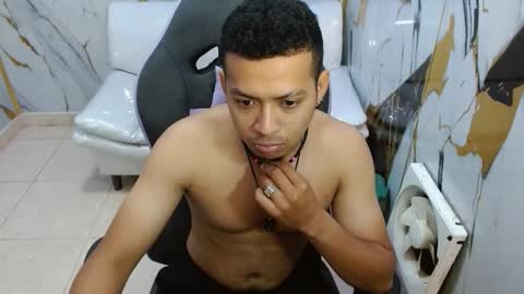 dylans_brown online show from 17, 2, 2026