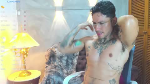 D Y L A N online show from 16, 1, 2025