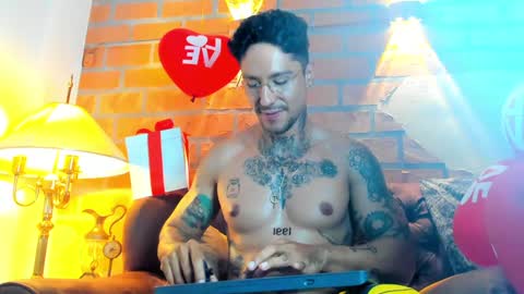 D Y L A N online show from 6, 2, 2025