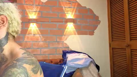 D Y L A N online show from 28, 9, 2025