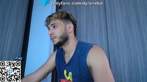 Snapshot of dylanxfun chatting on 23, 10, 2025 dylanxfun online show from 23, 10, 2025