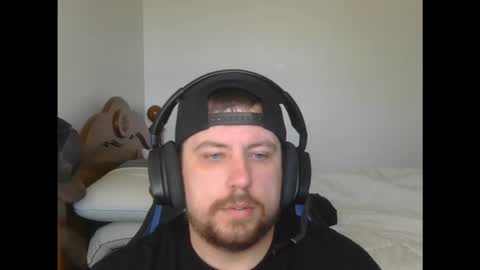 Snapshot of dylboi47 chatting on 16, 10, 2025 dylboi47 online show from 16, 10, 2025