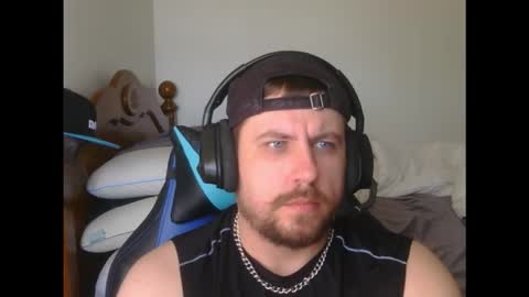 Snapshot of dylboi47 chatting on 19, 10, 2025 dylboi47 online show from 19, 10, 2025