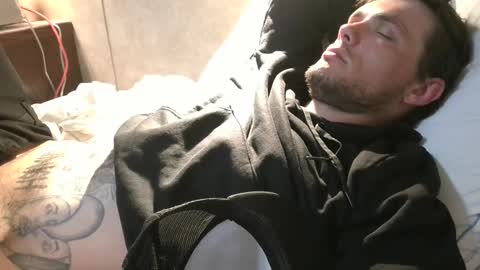 Snapshot of dylp400 chatting on 18, 2, 2025 dylp400 online show from 18, 2, 2025