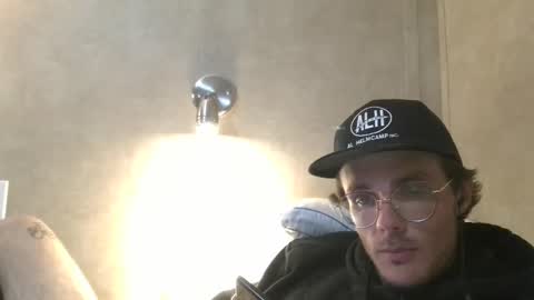 Snapshot of dylp400 chatting on 11, 3, 2025 dylp400 online show from 11, 3, 2025