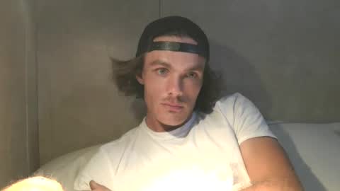 Snapshot of dylp400 chatting on 12, 9, 2025 dylp400 online show from 12, 9, 2025