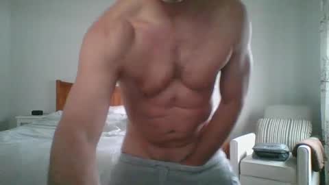 Snapshot of e3smith chatting on 13, 2, 2025 e3smith online show from 13, 2, 2025