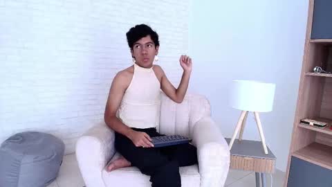 John online show from 9, 10, 2025