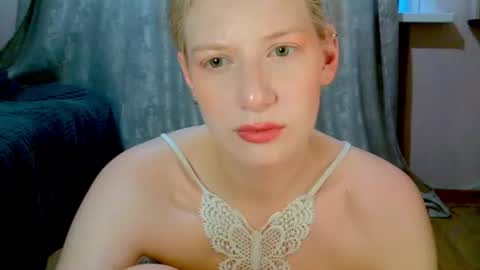 Lily online show from 4, 7, 2026