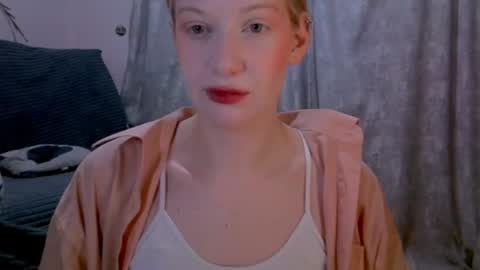 Lily online show from 13, 7, 2026