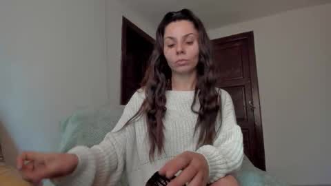 Snapshot of easyacee chatting on 15, 10, 2025 easyacee online show from 15, 10, 2025