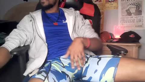 TWITTER   INSTAGRAM    easybreezy20   ONLINE 1230 AM TO 7AM online show from 4, 12, 2024