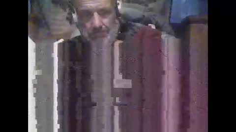 Snapshot of easye4015 chatting on 23, 11, 2025 Easye online show from 23, 11, 2025