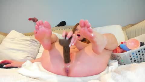 Snapshot of eatmygingersnapps chatting on 17, 1, 2025 Allison online show from 17, 1, 2025