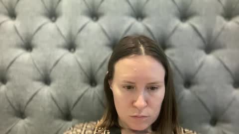 Nadia Ferreira  online show from 13, 12, 2024