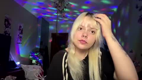Snapshot of ebonidorset chatting on 13, 7, 2026 Luna online show from 13, 7, 2026