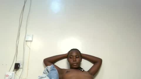 Snapshot of eboniey_slim chatting on 22, 2, 2026 eboniey_slim online show from 22, 2, 2026