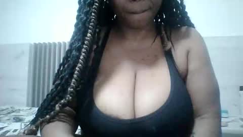 Snapshot of ebonny258729 chatting on 25, 5, 2026 ebonny258729 online show from 25, 5, 2026