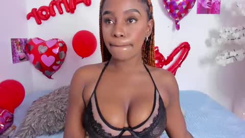 Snapshot of ebony_cute9 chatting on 18, 2, 2025 ebony_cute9 online show from 18, 2, 2025