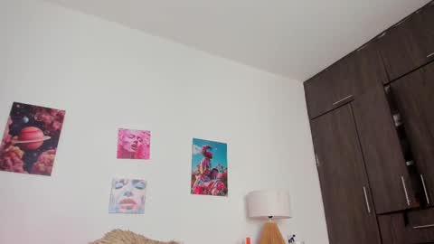 Snapshot of ebony_cute9 chatting on 20, 9, 2025 ebony_cute9 online show from 20, 9, 2025