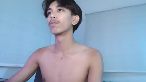 ebony_fuckboy online show from 29, 10, 2025