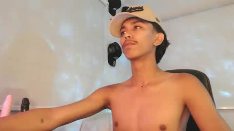 ebony_fuckboy online show from 24, 11, 2025