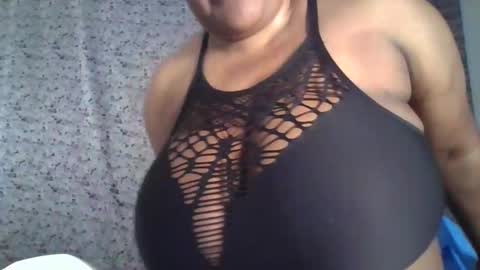 ebony_magixs online show from 16, 9, 2025