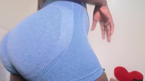 ebony_pearl69 online show from 14, 10, 2025