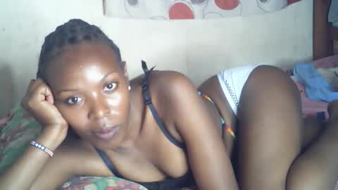 Snapshot of ebony_phoenix12 chatting on 7, 11, 2025 ebony_phoenix12 online show from 7, 11, 2025