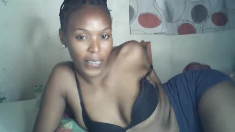 Snapshot of ebony_phoenix12 chatting on 30, 11, 2025 ebony_phoenix12 online show from 30, 11, 2025