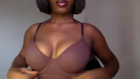 delilah online show from 14, 4, 2026