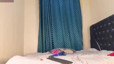 Snapshot of ebony_remy chatting on 28, 6, 2026 ebony_remy online show from 28, 6, 2026