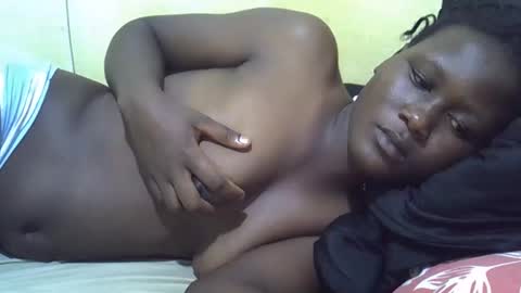 Snapshot of ebony_vanillah chatting on 14, 2, 2026 ebony_vanillah online show from 14, 2, 2026