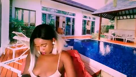 Tamia online show from 17, 2, 2025