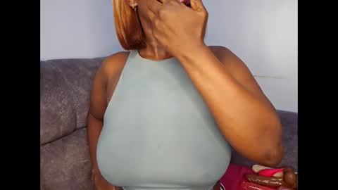 Ebony Melanie online show from 13, 9, 2025