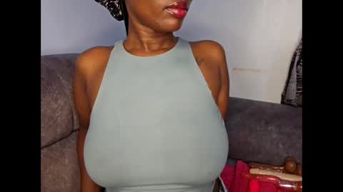 Ebony Melanie online show from 3, 10, 2025