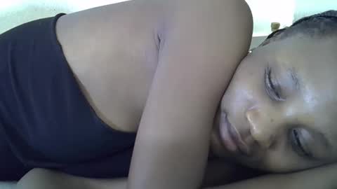 Snapshot of ebonycutegal4 chatting on 1, 10, 2025 MELLEN online show from 1, 10, 2025