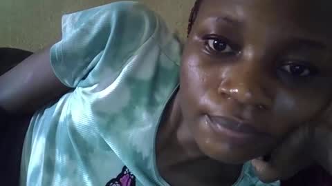 Snapshot of ebonycutegal4 chatting on 2, 11, 2025 MELLEN online show from 2, 11, 2025