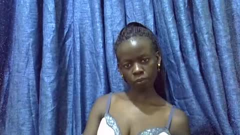 Snapshot of ebonydol2 chatting on 6, 3, 2025 ebonydol2 online show from 6, 3, 2025