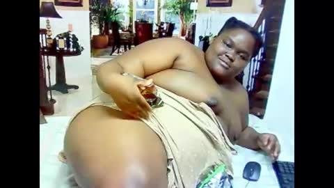 ebonyhotbuns4u2luv online show from 12, 2, 2025