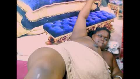ebonyhotbuns4u2luv online show from 11, 3, 2025