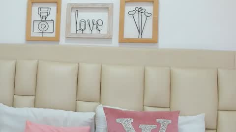 Ludovica online show from 5, 12, 2025