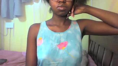 Ebonymuse2 online show from 18, 5, 2026