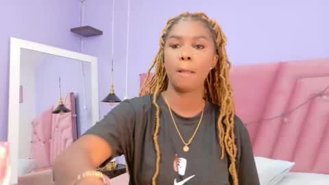 Snapshot of ebonyndsavage chatting on 2, 10, 2025 ebonyndsavage online show from 2, 10, 2025