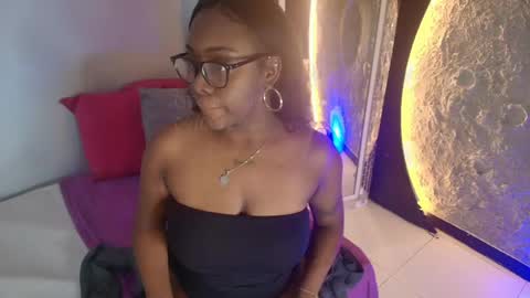 Snapshot of ebonyrosee_ chatting on 6, 6, 2026 ebonyrosee_ online show from 6, 6, 2026