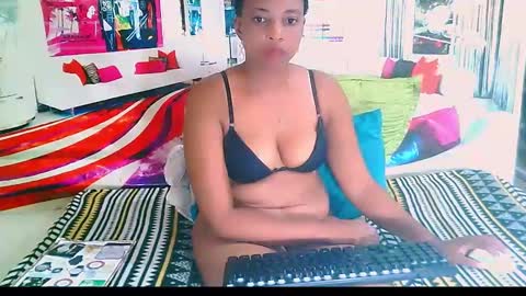 Snapshot of ebonyseductionz chatting on 2, 1, 2025 Zammy online show from 2, 1, 2025