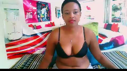 Snapshot of ebonyseductionz chatting on 6, 1, 2025 Zammy online show from 6, 1, 2025