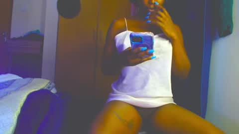 Snapshot of ebonysmilz88 chatting on 27, 1, 2025 ebonysmilz88 online show from 27, 1, 2025