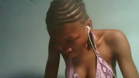 Snapshot of ebonyxxbabe chatting on 11, 10, 2025 ebonyxxbabe online show from 11, 10, 2025